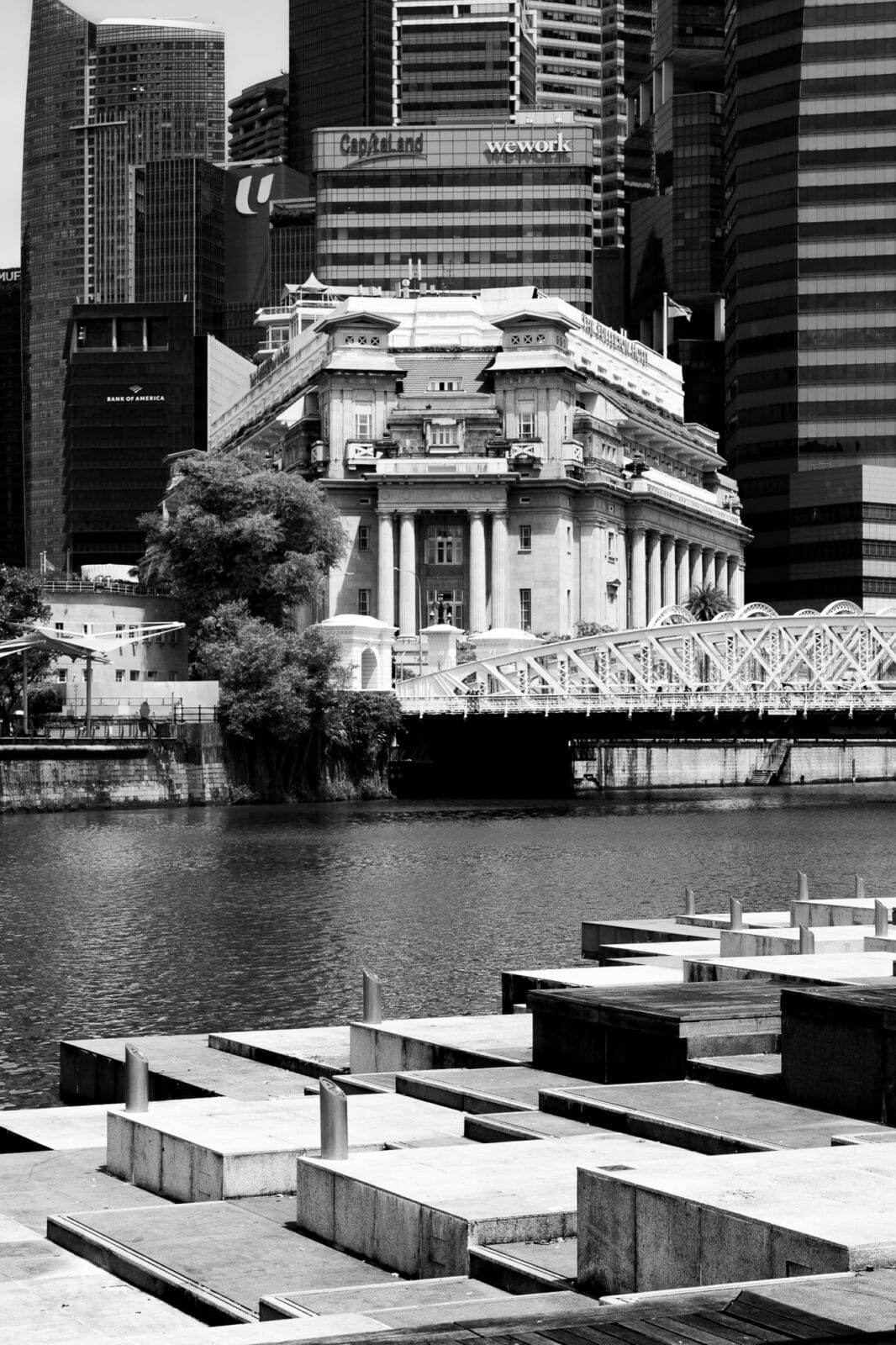structure-fullerton-hotel-bridge-singapore